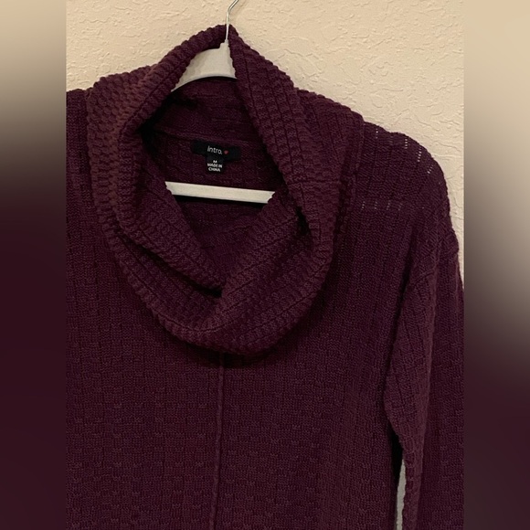 Intro. Women’s Long Purple Cowl Neck Knit Sweater Size M - Picture 2 of 9